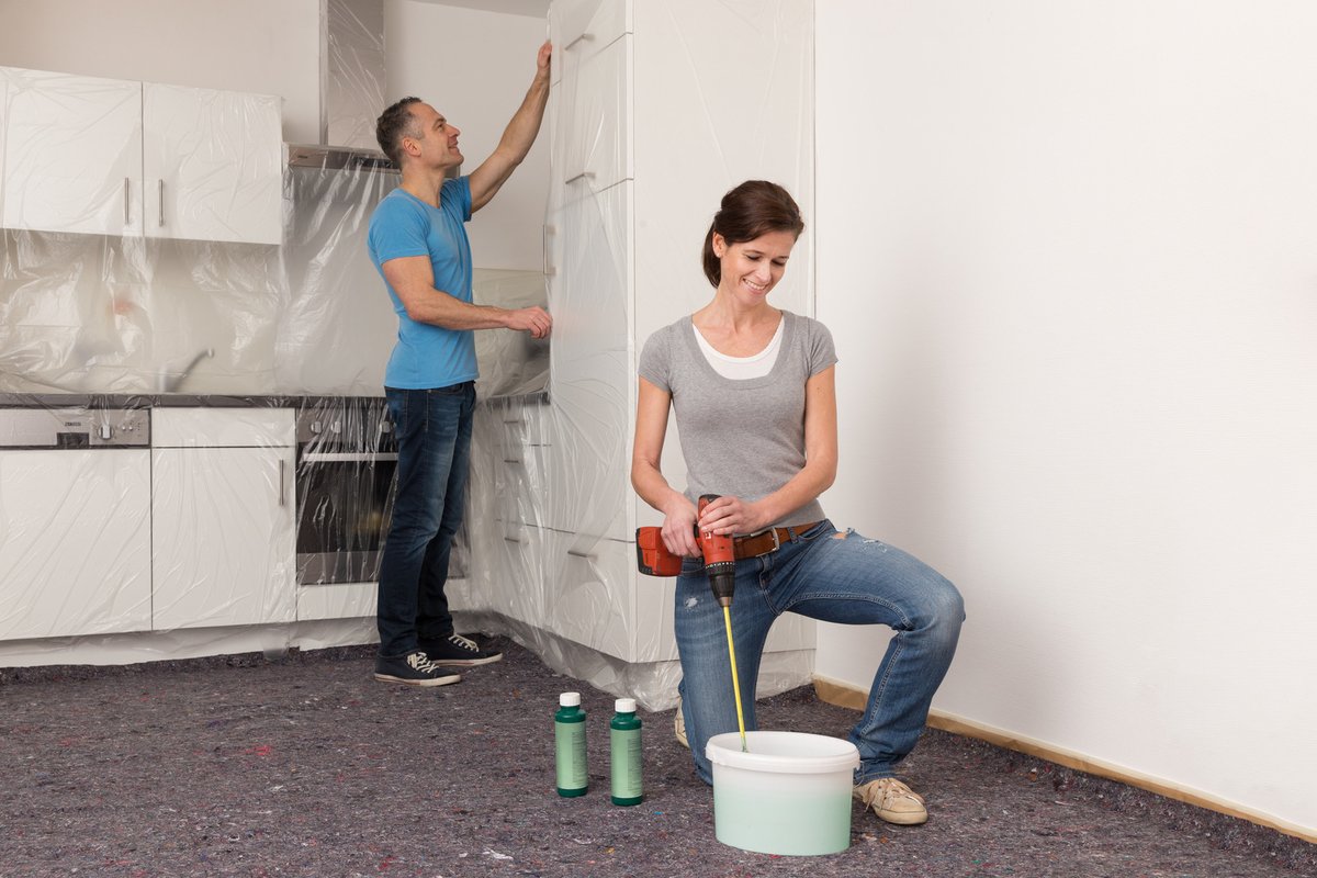 WagnerGroupUK's tweet photo. Don't miss @craigbigbro1 live in 2 hours on @qvcuk showing interior &amp; exterior #PaintSprayer projects for transforming fences, decking, sheds, garden furniture, walls &amp; doors with the WAGNER W400  Universal Paint Sprayer with an additional 800ml spray attachment and extension https://t.co/yiIigl5sE7