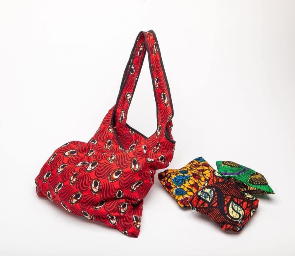 Beautiful African colours! Fold-up shopping bags made from 100% cotton by our artisan partners in Uganda. Eco-friendly, plastic free, environmentally sustainable.