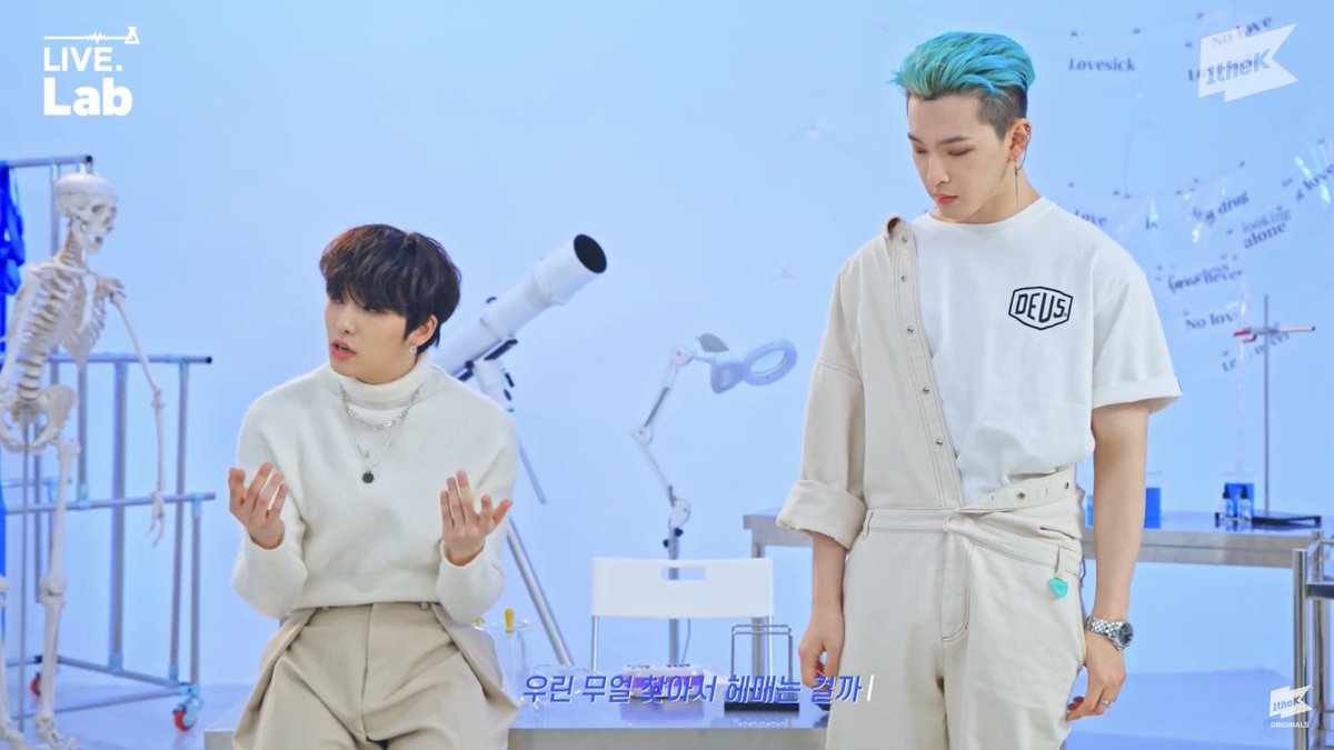 i_stan_icons's tweet photo. @1theK @official_ONEUS I loved everything about this video, the melody, Seoho’s voice, Leedo’s rap, the stage and the outfits. Oneus always do a great job!! #원어스 #LIVE_Lab #ONEUS @official_ONEUS https://t.co/oJlRcsJtbO