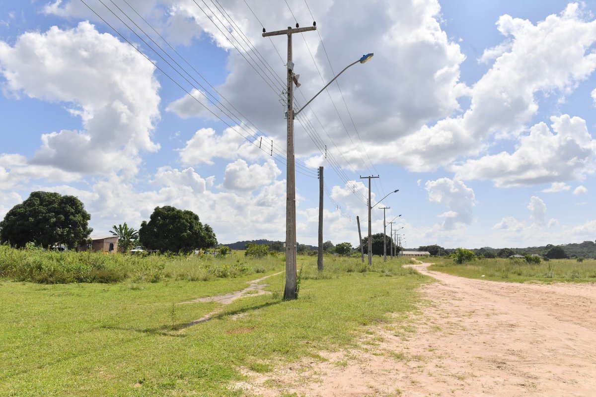 DefesaGovBr's tweet image. Como é possível realizar essas atividades? ➡️ As ações do #ProgramaCalhaNorte são executadas com aporte de recursos orçamentários e transferências de recursos da União, oriundos de emendas parlamentares, aos estados e municípios que integram a área de atuação.