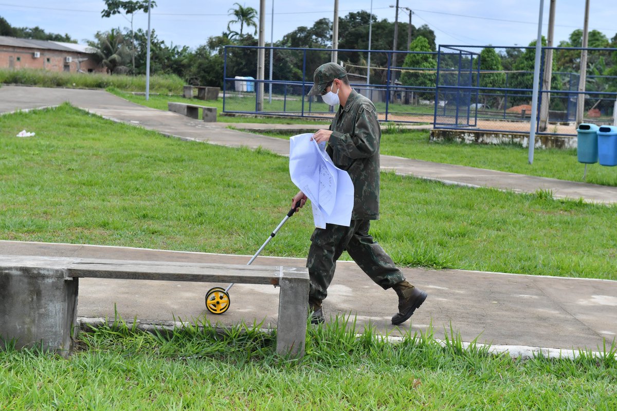 DefesaGovBr's tweet image. Como é possível realizar essas atividades? ➡️ As ações do #ProgramaCalhaNorte são executadas com aporte de recursos orçamentários e transferências de recursos da União, oriundos de emendas parlamentares, aos estados e municípios que integram a área de atuação.