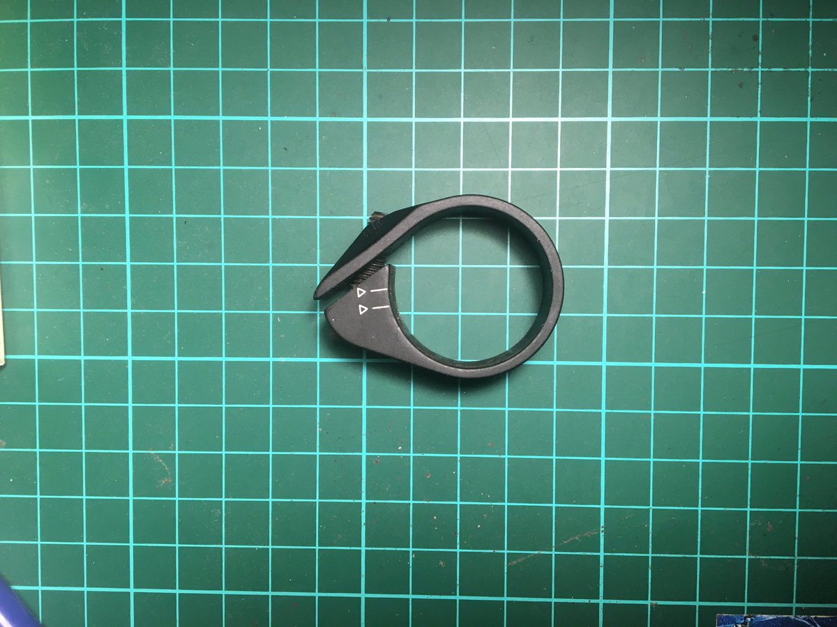 LifeForFixed's tweet image. WTS seatclamp campagnolo utk seatpost 27.2 - IDR 200.000 - 081290098324 #fnfjb