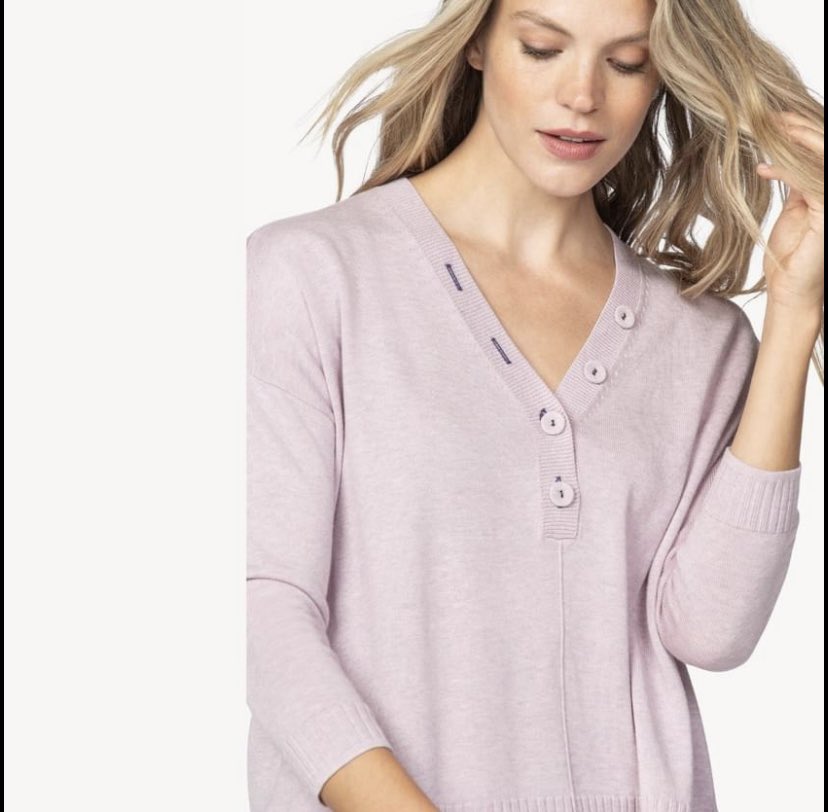 StycheBoutique's tweet photo. The weather's warmer...and the colors are brighter...looks like it's (almost) Spring! Celebrate with our #happy #spring #sweaters and add #popofcolor #fun #comfort to your wardrobe. https://t.co/w2MXqKyah6