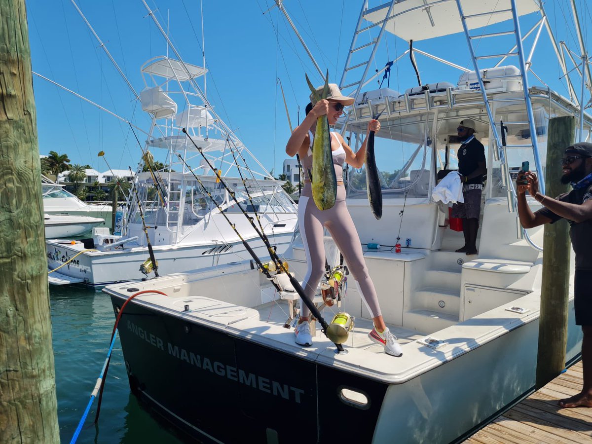 gsfishing's tweet photo. This happy couple landed this massive Mahi Mahi with Capt Joseph and Mate Brian aboard Angler Management #exploretci #makingmemories #tcidreaming #grandslam #fishing #deepseafishing @RealSaltLife @TCITourism @ExploreTCI @MarioRigby https://t.co/GYCYs9CSII