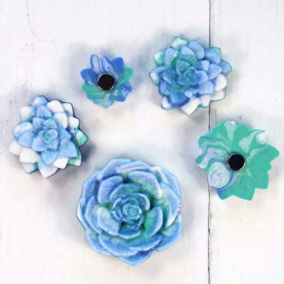Resincrafts's tweet photo. How to Make Resin Magnets with EasyCast https://t.co/A4eDvHeDwe https://t.co/t6mO4uq81M