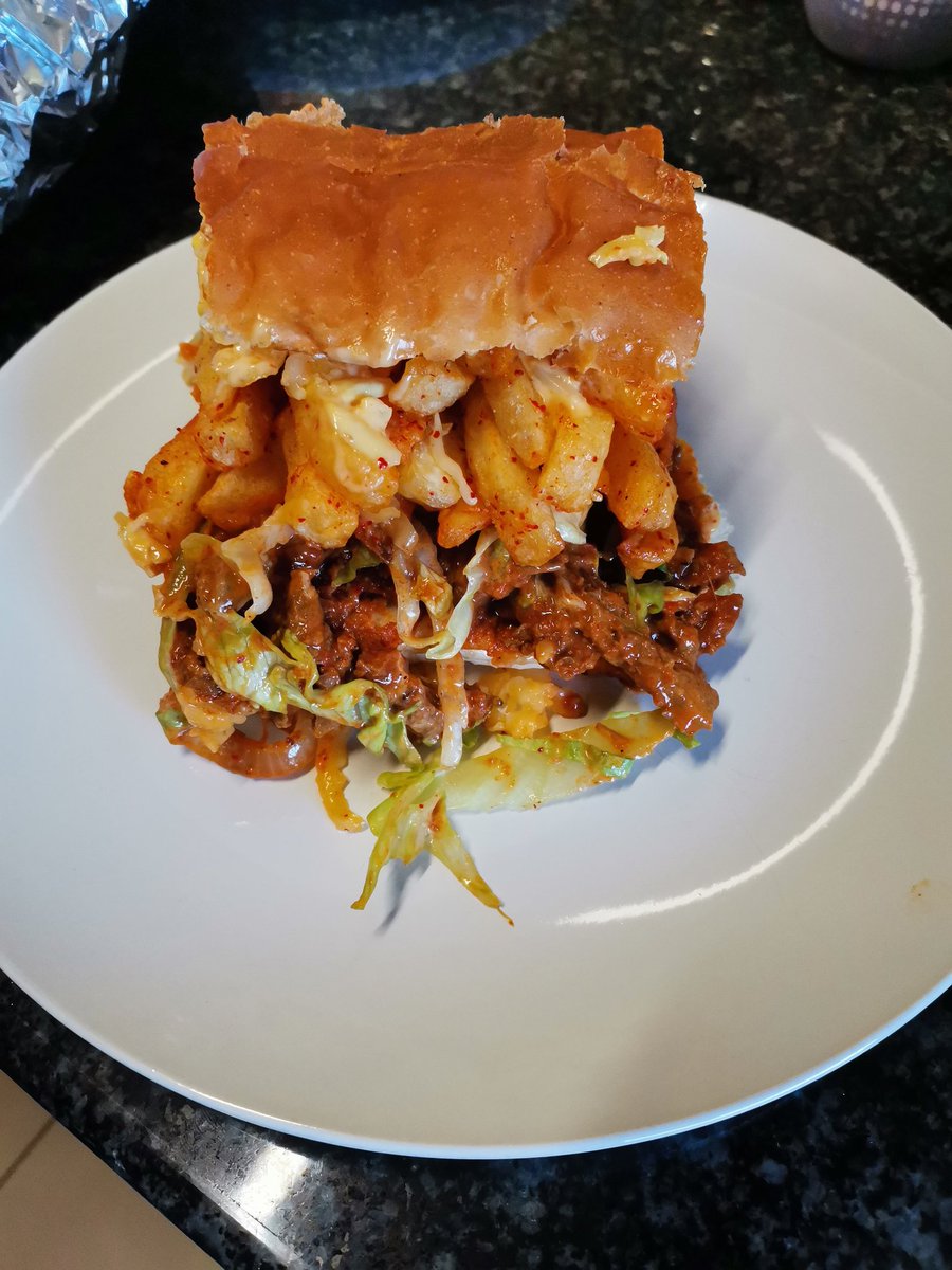KennyMaistry's tweet photo. The #gatsby from @industry_bakery in #northcliff #johannesburg. Masala Steak and Tikka Chicken (50/50 split) plus chips &amp; more. It feeds 4 to 6 people.
Thanks @iamdjman for introducing me to this place. It's tops! 👌🏾💯 #pukka #delicious #supportlocalbusiness #SupportSmallBusiness https://t.co/lkYkxMjnxm