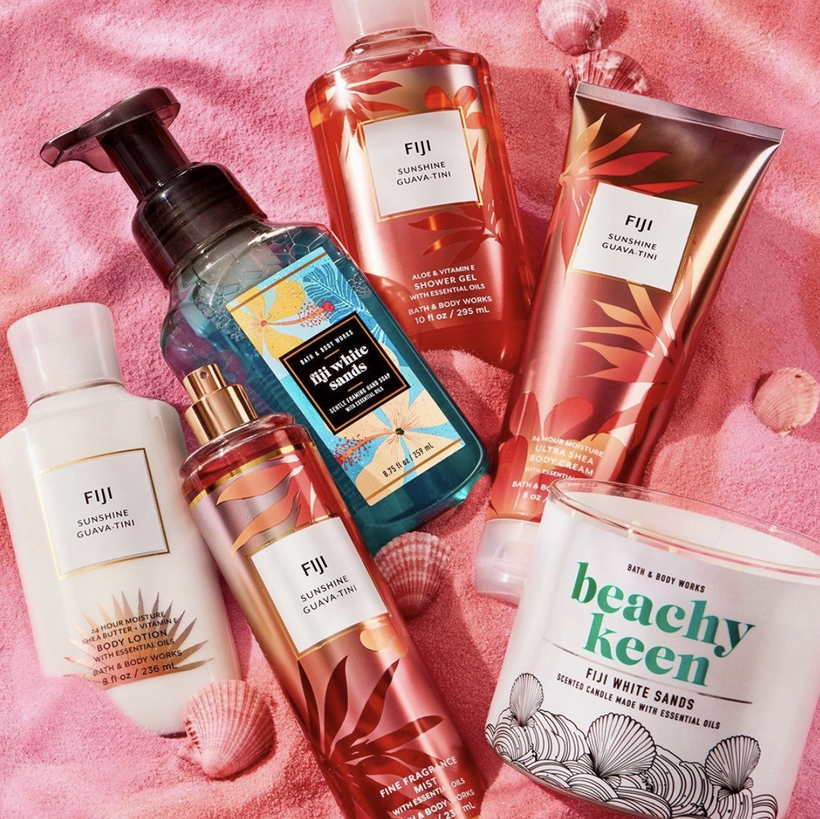 BATH AND BODY WORKS
Find your Tropical Paradise! @bathandbodyworks just launched 100+ Tropical fragrances to help you find your vacation getaway wherever you want it to be! 🌴🌺🏖️