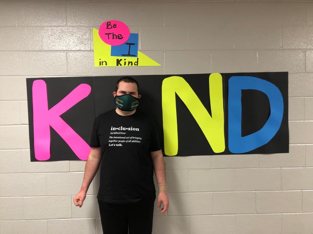 Come be the "I" in Kind with Mrs. H, Keegan, Mr. Marceau &amp; Jorie! <a href="/NorthScottHS/">North Scott High School</a> #respectweek <a href="/soiowa/">Special Olympics IA</a> #nslancers