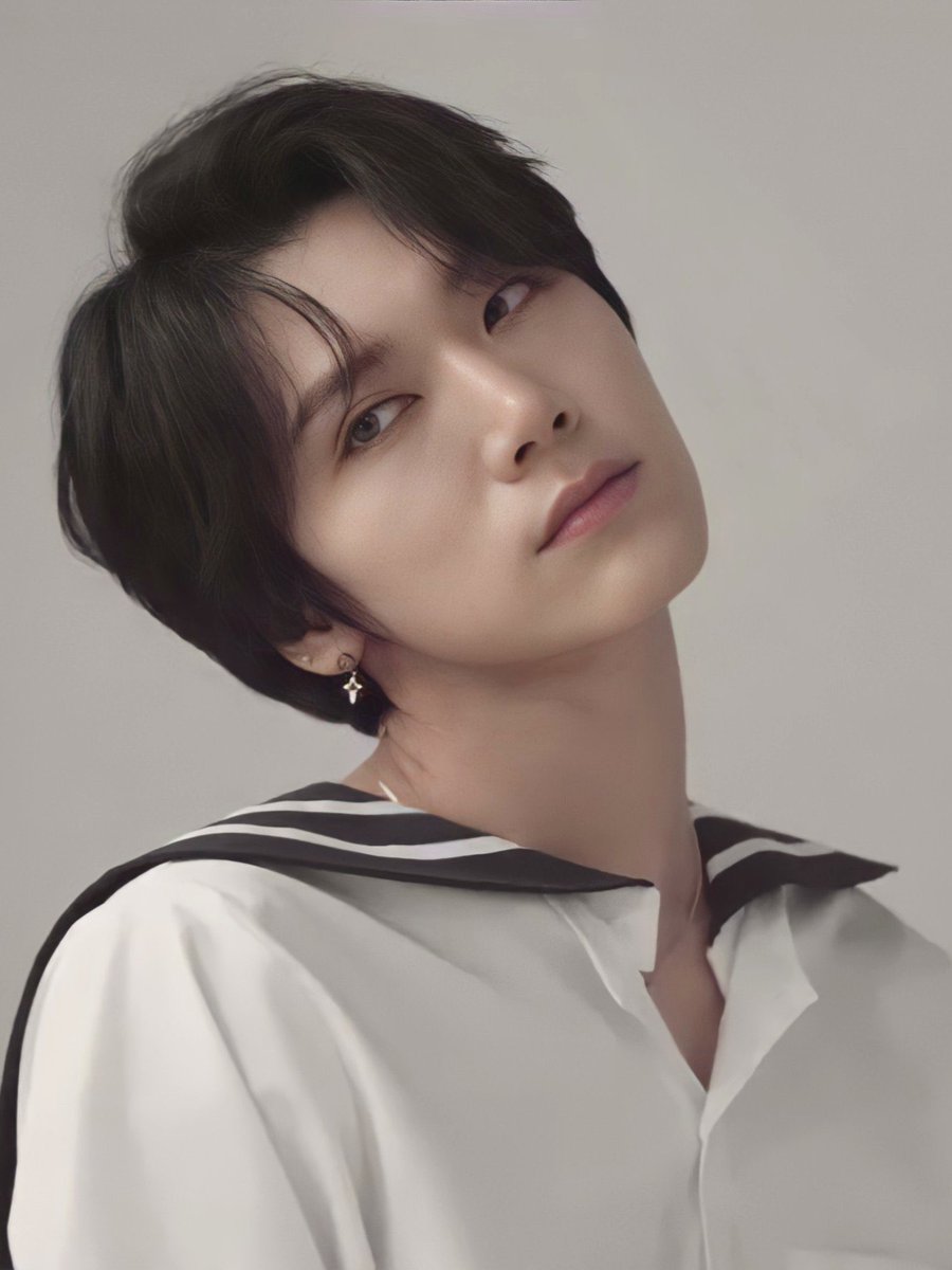 Geni_J's tweet photo. มุมเอียง 45 องศาฆ่าเตนรึน https://t.co/sxNjN5wTrp
