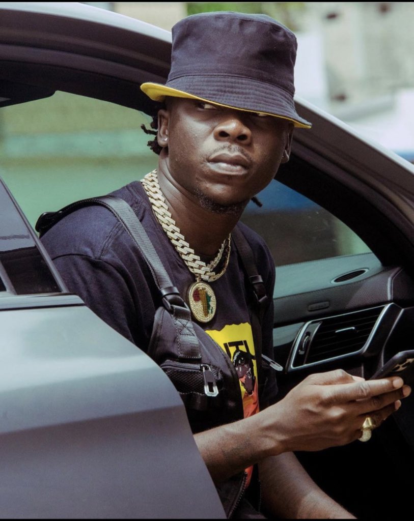 djreuben_'s tweet photo. How about we do some back to back tunes from @stonebwoyb on #DriveTimeOnLuv We meuve🚀🚀🚀 What’s your favorite song by #1GAD Let’s do this...@luvfm995 https://t.co/CZDKGQBQP2