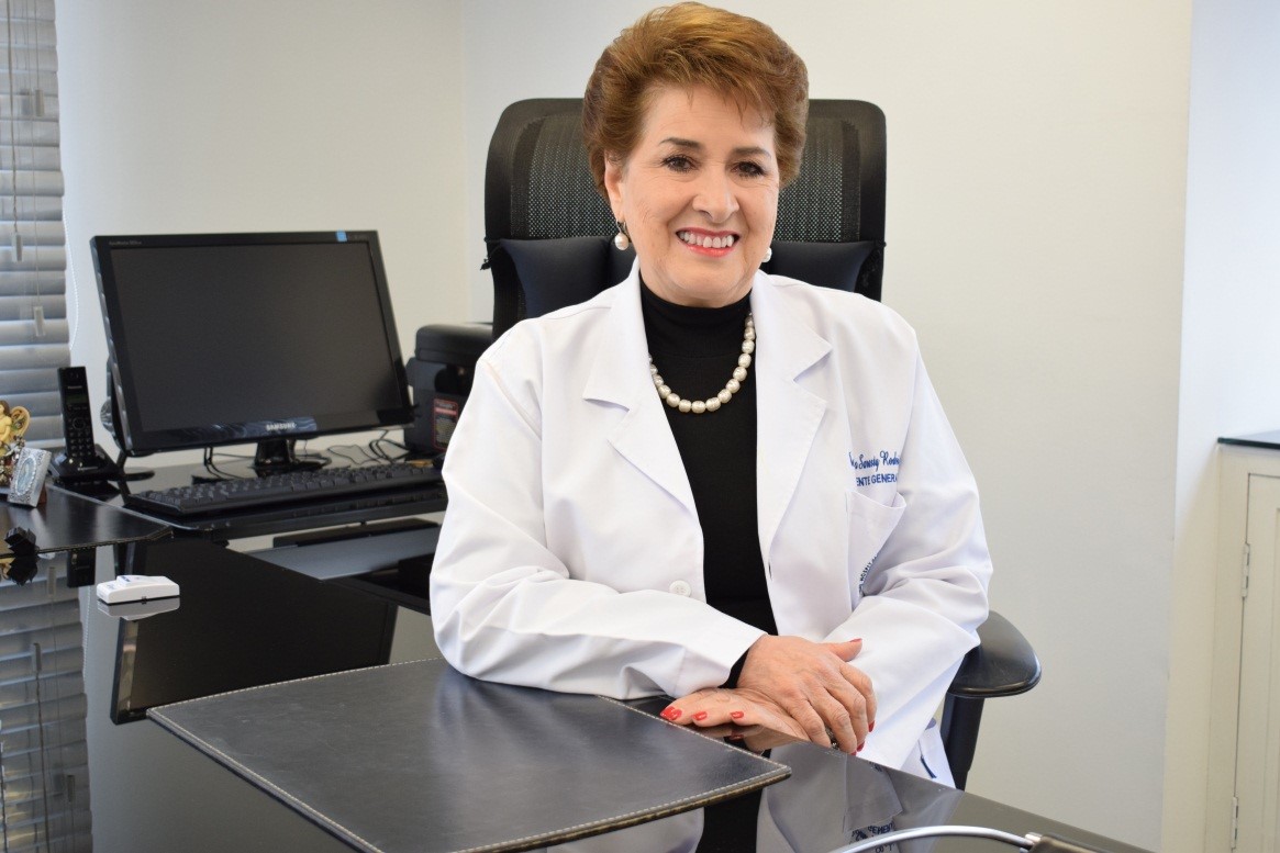 En reunión extraordinaria, la Junta Directiva ACHC 2021 -2023, reeligió como Presidente al Dr. Andrés Aguirre Martínez, Director del <a href="/HPTU/">Hospital Pablo Tobón Uribe</a> y como vicepresidentes al Dr. Henry Gallardo Lozano, director de <a href="/FSFB_Salud/">Fundación Santa Fe de Bogotá</a> y la Dra. Doris Sarasty, directora Hospital Infantil Los Ángeles