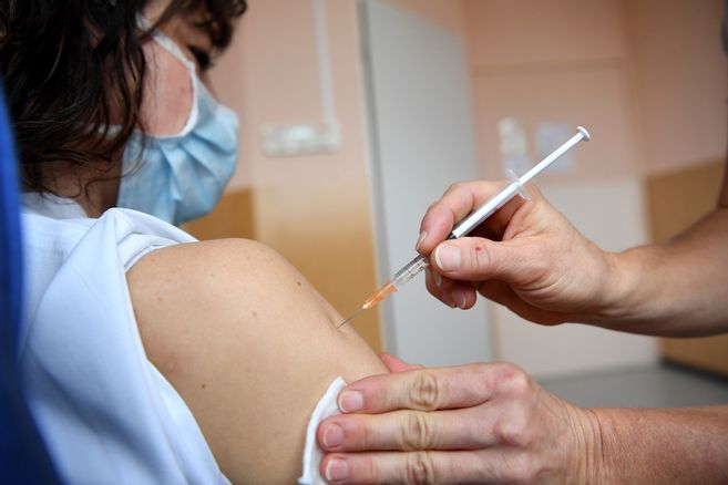 lyonne_fr's tweet image. Auxerrexpo transformé en centre de #vaccination temporaire contre le #Covid19 #Auxerre
&amp;gt;&amp;gt;lyonne.fr/auxerre-89000/…