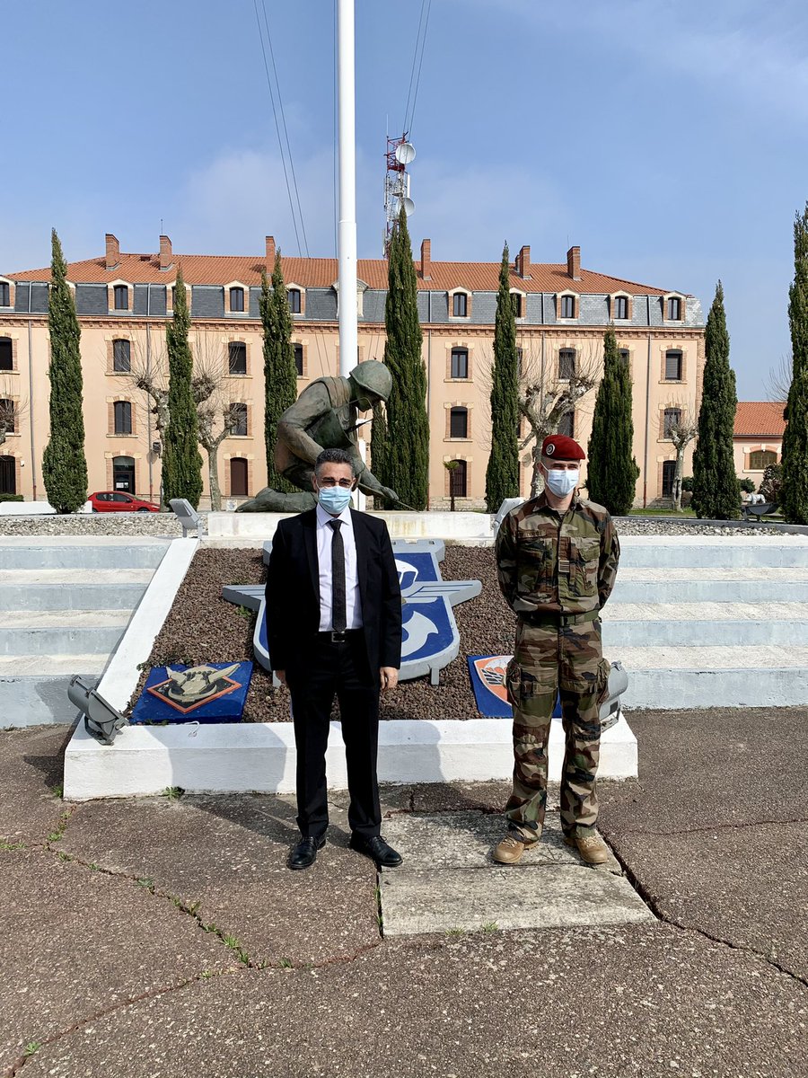 PALevisenat's tweet photo. Je remercie très sincèrement le Colonel LAMOTTE, chef de corps du 17ème RGP ainsi que ses équipes pour leur chaleureux accueil et pour la présentation du régiment. https://t.co/tf7ErcT1qF