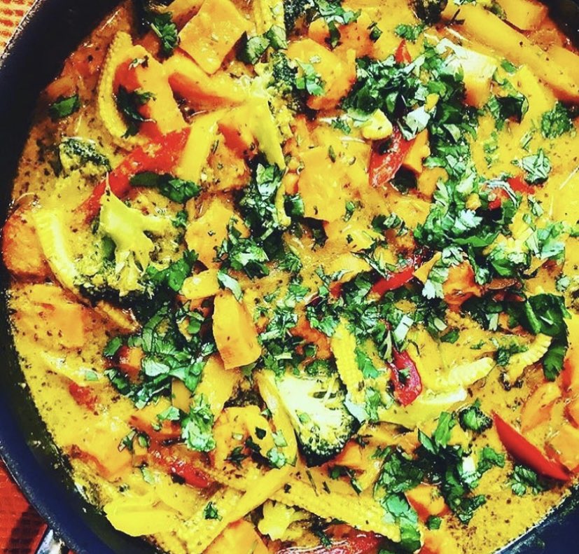 ByChefJen's tweet image. If you want that #FridayFeeling why not check out my #recipe for simple, healthy &amp;amp; delicious Thai yellow curry by visiting my site bychefjen.co.uk and clicking the Recipes tab! You can order my healthy meals for delivery across #London too.