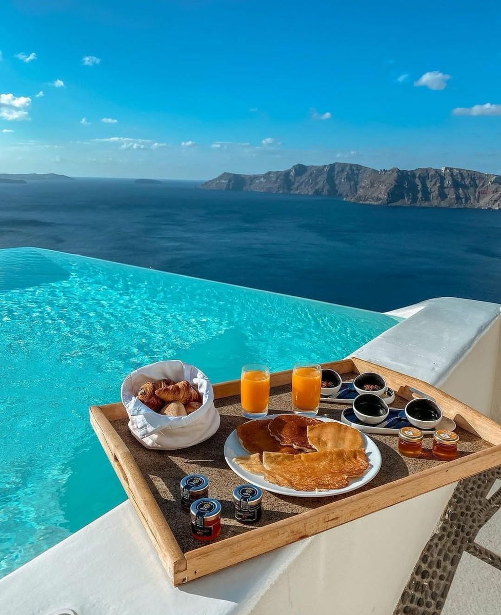 Mundo__Paisajes's tweet photo. Viajar y comer.♥️ ¿Qué más se puede pedir?😍 https://t.co/vmX8rVqrMv