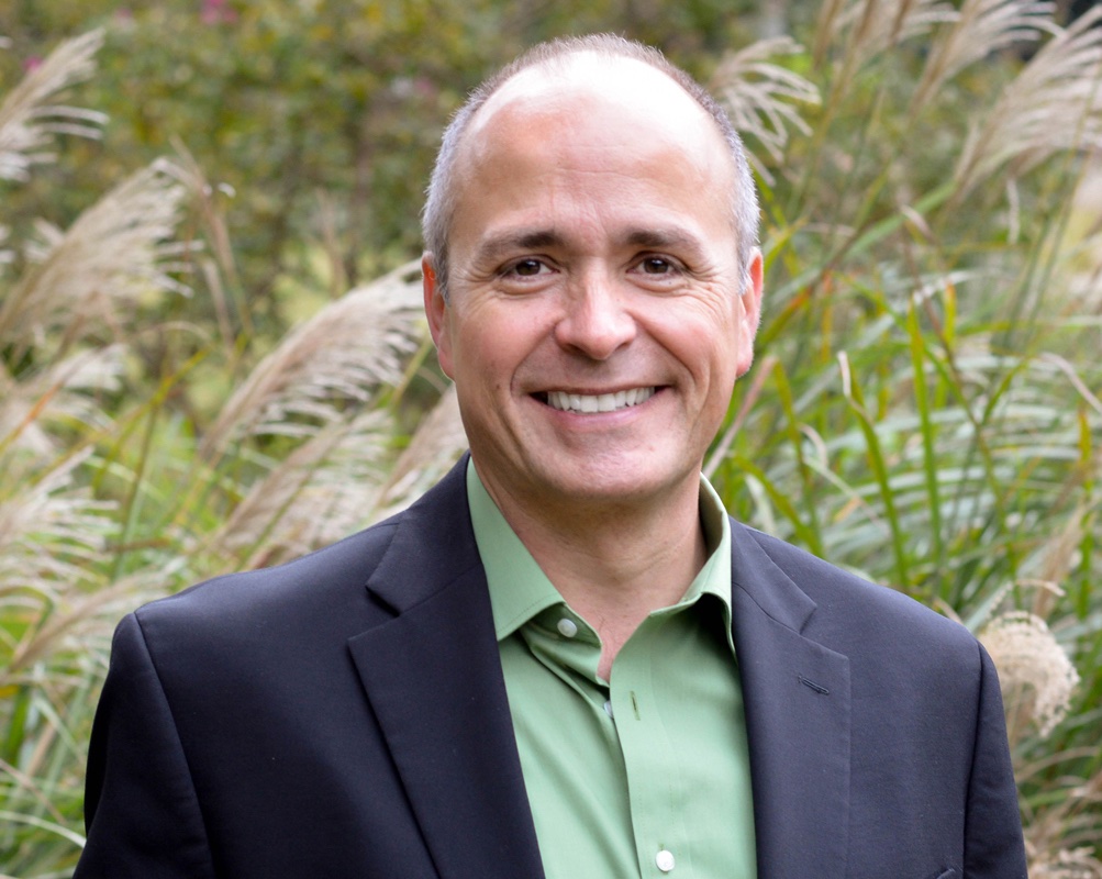 The SUNY Technology Conference is pleased to announce Jones Loflin as our 2021 Keynote Speaker! Visit stc.suny.edu for more details.