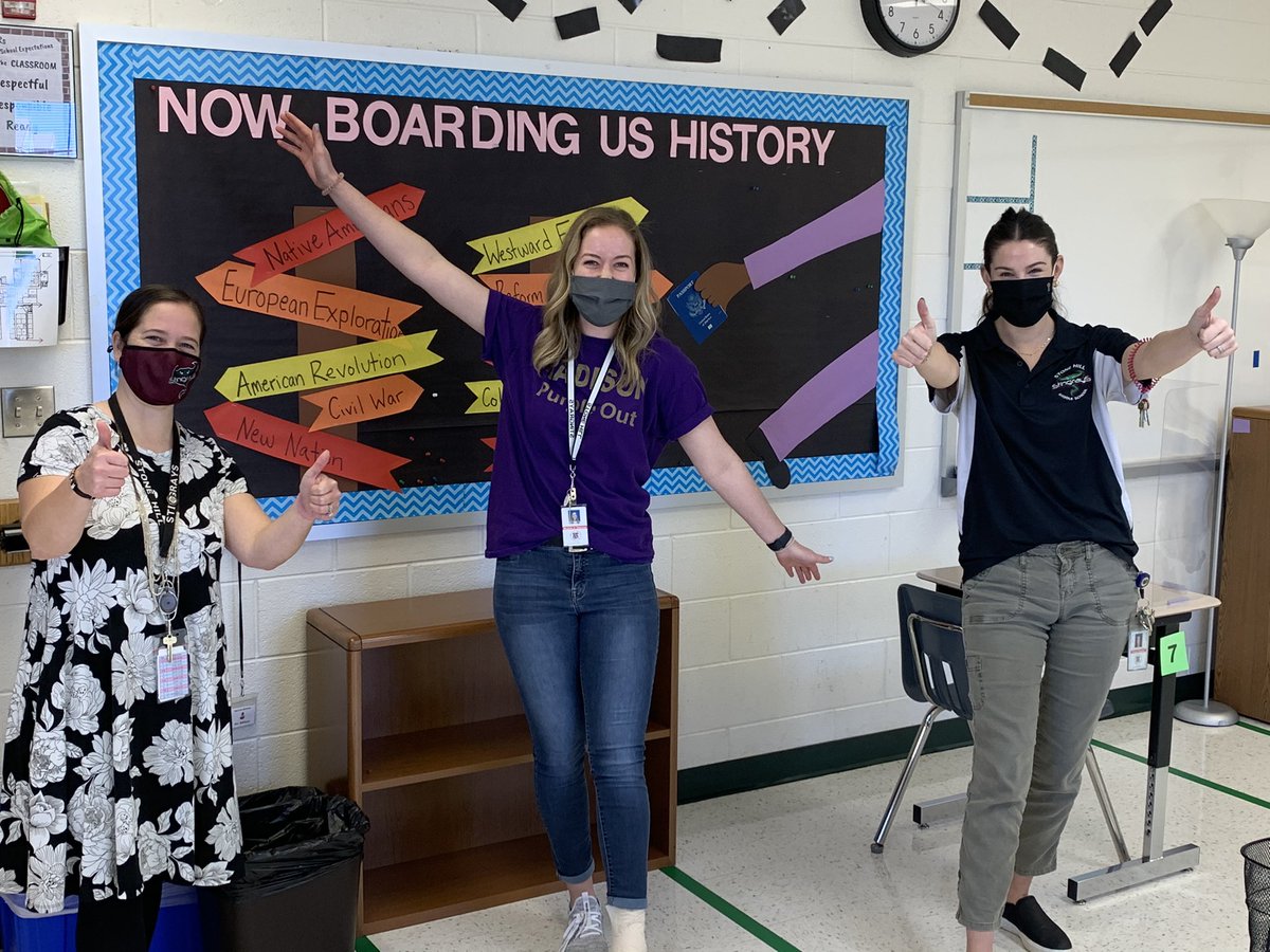 Bob Phillips (@bphillips_lcps) on Twitter photo Happy Dance #2 New Secondary Teacher of the Year for <a href="/LCPSjobs/">LCPS Jobs</a> Meghan Osborne. She teaches Social Studies at <a href="/StoneHillMiddle/">Stone Hill Middle</a>. She is also an LCPS alum (Stone Hillš) and former Teacher Cadet! Congrats! #growourown <a href="/JulieBaye/">Julie Baye</a> <a href="/kanneclark/">Kathryn Clark</a> <a href="/MsOsborne3/">Meghan Osborne</a> #playitLOUDoun Happy Dance #2 New Secondary Teacher of the Year for <a href="/LCPSjobs/">LCPS Jobs</a> Meghan Osborne. She teaches Social Studies at <a href="/StoneHillMiddle/">Stone Hill Middle</a>. She is also an LCPS alum (Stone Hillš) and former Teacher Cadet! Congrats! #growourown <a href="/JulieBaye/">Julie Baye</a> <a href="/kanneclark/">Kathryn Clark</a> <a href="/MsOsborne3/">Meghan Osborne</a> #playitLOUDoun