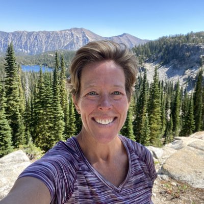 mhwweaver's tweet photo. #NewProfilePic #reengaging itโs been a while! https://t.co/TFhlGvHxo5