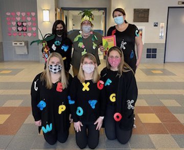 frps_sb's tweet photo. Chicka chicka boom boom. SB admin on character day. #ReadAcrossAmerica @SBPTO https://t.co/PNEiNu3qiK