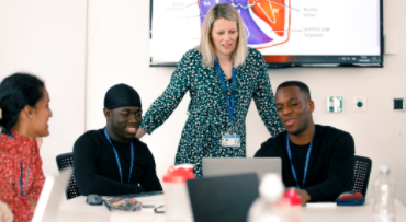 HullYorkMed's tweet photo. We know that the application process for medical school can be daunting. Our step-by-step guide, updated for 2022 entry, will help you through the process for Hull York Medical School. Take a look!
👉 https://t.co/zYQugtGFSM
#medicineapplication #studymedicine #becomingadoctor https://t.co/kij0LeVNX2