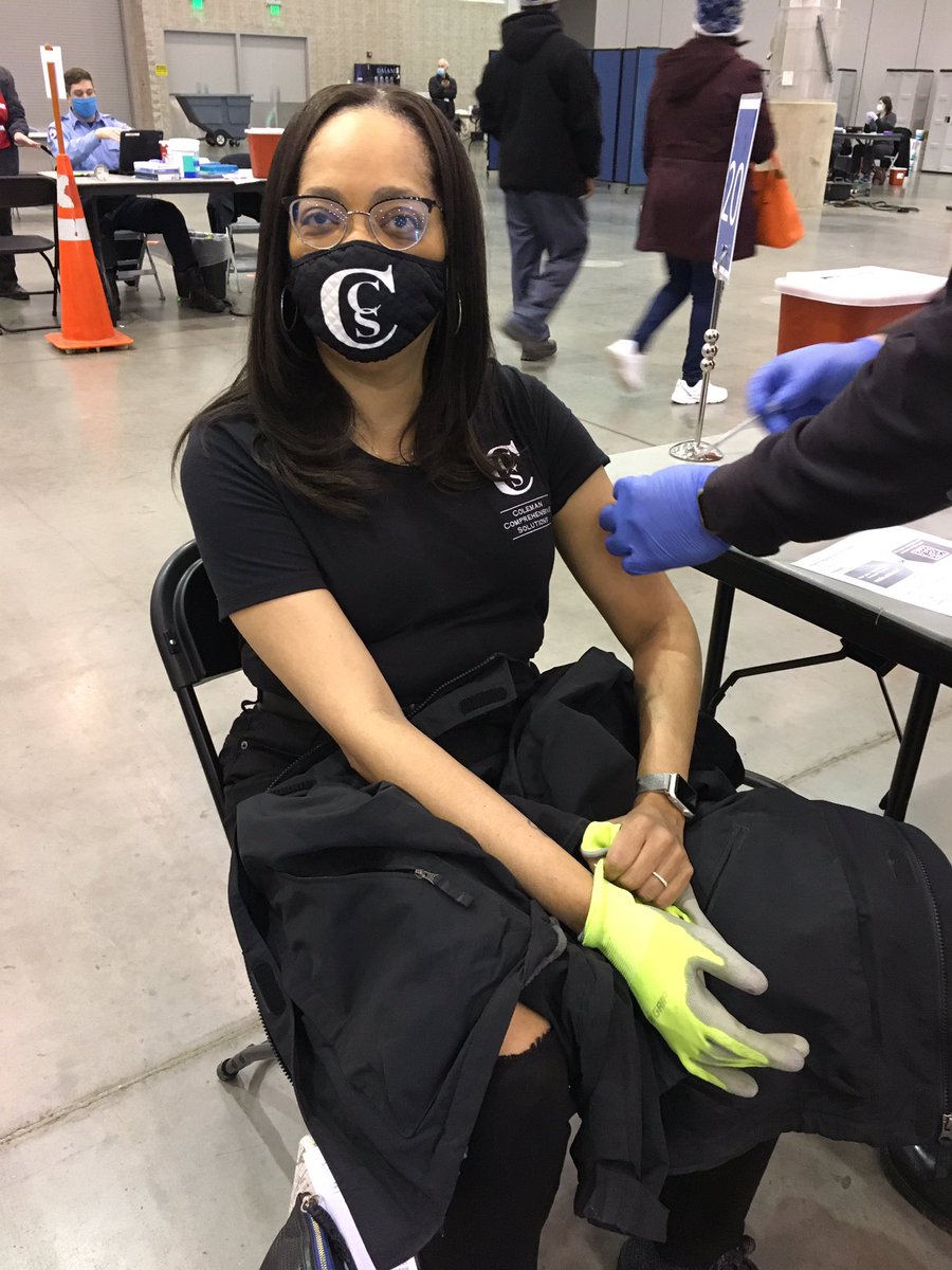 DrTLC's tweet photo. Dr. @PeterHotez Just got my first shot! Wearing my neon green supermarket shopping, money handling gloves! #vaccinated #COVID19 @THEHBCUNATION @CCS_Coleman @BTC_STEM https://t.co/SKnseAqWI6