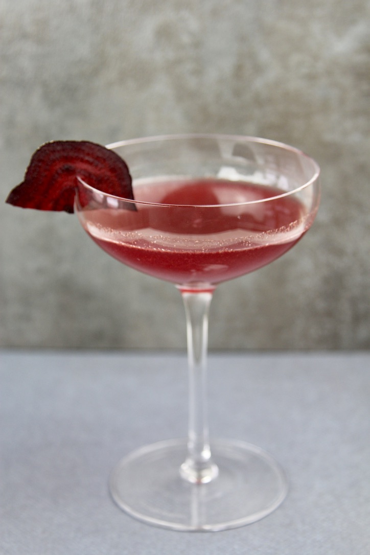 joyofeatingwell's tweet photo. De-Icer Martini, anyone? I'll drink to that! https://t.co/1ETdJXbJ4P https://t.co/XLUqrLDPPc