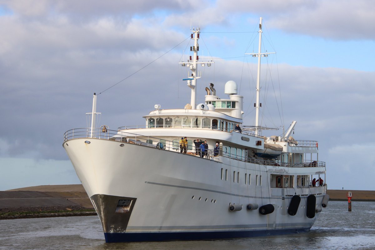 Dutchyachting's tweet photo. The 69.65m/ 228'6" #Sherakhan, which was hauled out of the water on February the 25th, left #DamenShiprepair’s #synchrolift in #Harlingen today. Photos by hette.kloosterman on Instagram. https://t.co/tToqB7KUYq