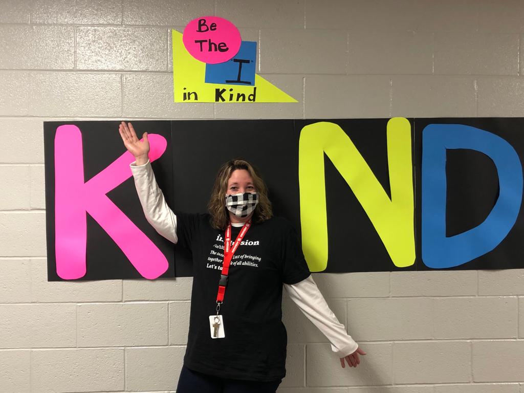 NSSpecOlympic's tweet photo. Join Cailey, Alli, Mrs. Cindy &amp; Mrs. Heather and be the "I" in Kind! @NorthScottHS #respectweek @soiowa #nslancers https://t.co/eOKzQZDhuk