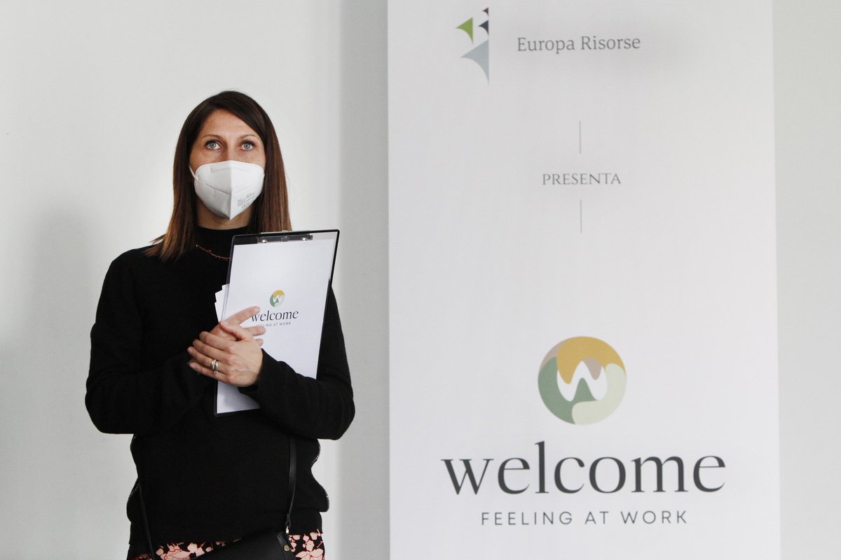 Mailander_RD's tweet photo. Per mesi ci siamo ritrovati a lavorare a stretto contatto ma lontani, divisi tra #smartworking e distanze di sicurezza. Ieri siamo tornati in azione “dal vivo” ed è stata una grande emozione. #MailanderWorks https://t.co/tOrjzJrFma