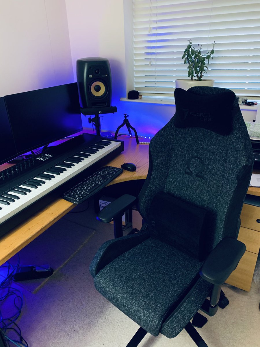 It makes everything just sound better ... #secretlabchairs