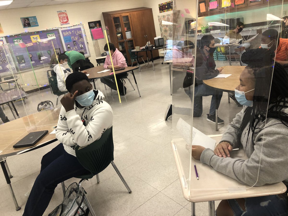 engteachlove's tweet photo. We’re back! Things are different, but kids are still able to share their thoughts. Had a guessed appearance from @jessica_reddout great to have everyone back together #hcsmsela #seminormalcy https://t.co/VtZ2OdLWP6