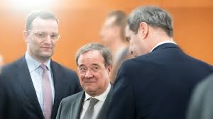 b_sappek's tweet photo. #CSU-Politiker #Nüßlein zieht sich aus #Politik zurück!

Wieso ziehen nicht auch die Kollegen #Laschet, #Spahn &amp; Co, aus der Schwesterpartei #CDU die Konsequenzen?

Hat #Söder seinen Laden doch besser im Griff als Laschet!

#Corona legt die Korruptheit der #Politiker offen https://t.co/r7brABcPk5