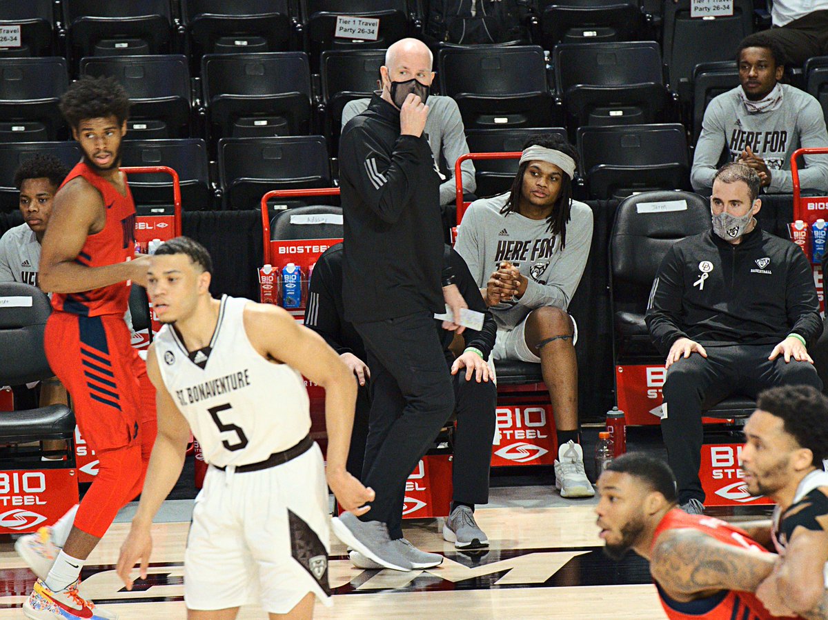 A10Talk's tweet image. Mark Schmidt: More with more.  
Bonnies up 21.