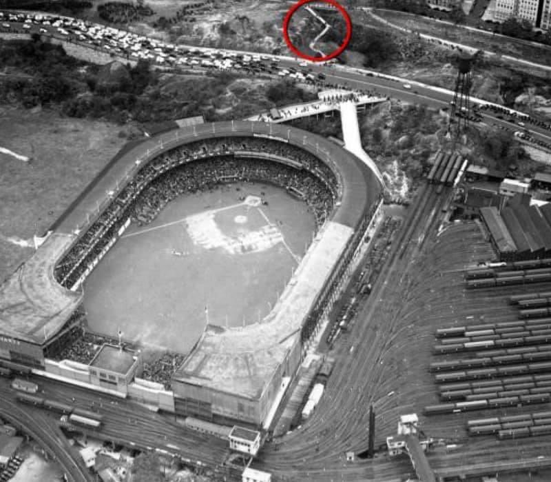 As mentioned previously, the John T. Brush Stairway (Edgecombe Ave and 158th/Manhattan) is about all that is left of the Polo Grounds. Thank you Steven Rice for posting this photo of the location of the stairway in relation to the ballpark. Other photo courtesy of Ben Hoexter https://t.co/omhEDFC9tU