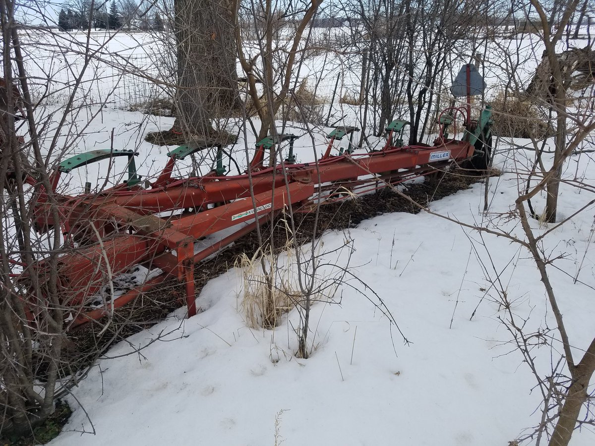 AdamLasch1's tweet image. Carbon market- We want to buy your   carbon credits farmers!

Farmers- Great, I&apos;ve been no-till with covers for 10 years.

Market- Sorry, you don&apos;t qualify, new practices only.

Farmers-  let me go hook onto my carbon eraser.

#AgriTalk