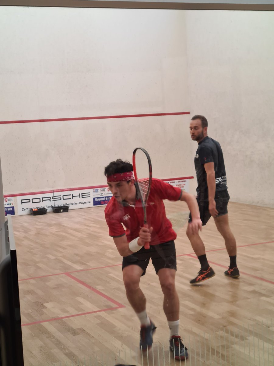 FFSquash's tweet photo. [CHAMPIONNAT DE FRANCE ELITE]

Resultat : 1/4 H - CDF ELITE

 [1] @GregMarche bat [5] @VCrouin
3-0: 11-7, 11-6, 11-9

#Championnatdefrance #ffsquash #elite #sport #national https://t.co/47Mihbvomw