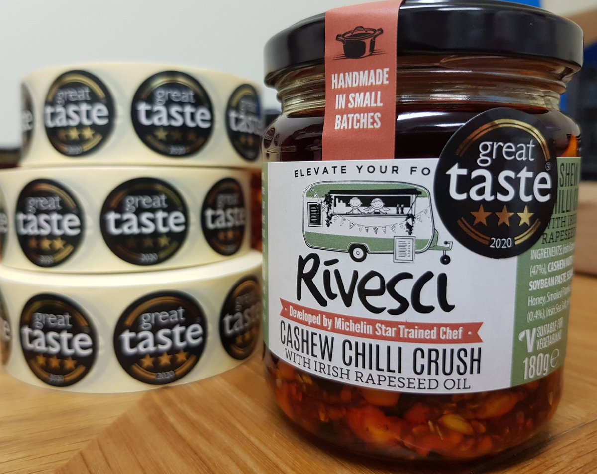 Momentous day in Rívesci HQ 🙌 #boxesfordays We can now reach potential stockists across ROI 🥳 Cannot wait to send out our first shipments with <a href="/dpdireland/">DPD Ireland</a> next week! If you would like to stock our condiments just let us know! RT appreciated 🙌
#supportirish