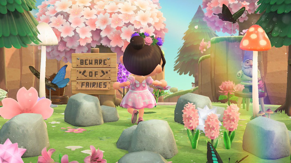 The second design in the aesthetics series, a fairy themed dress with little wings!! #ACNH #ACNHDesign #AnimalCrossing The second design in the aesthetics series, a fairy themed dress with little wings!! #ACNH #ACNHDesign #AnimalCrossing