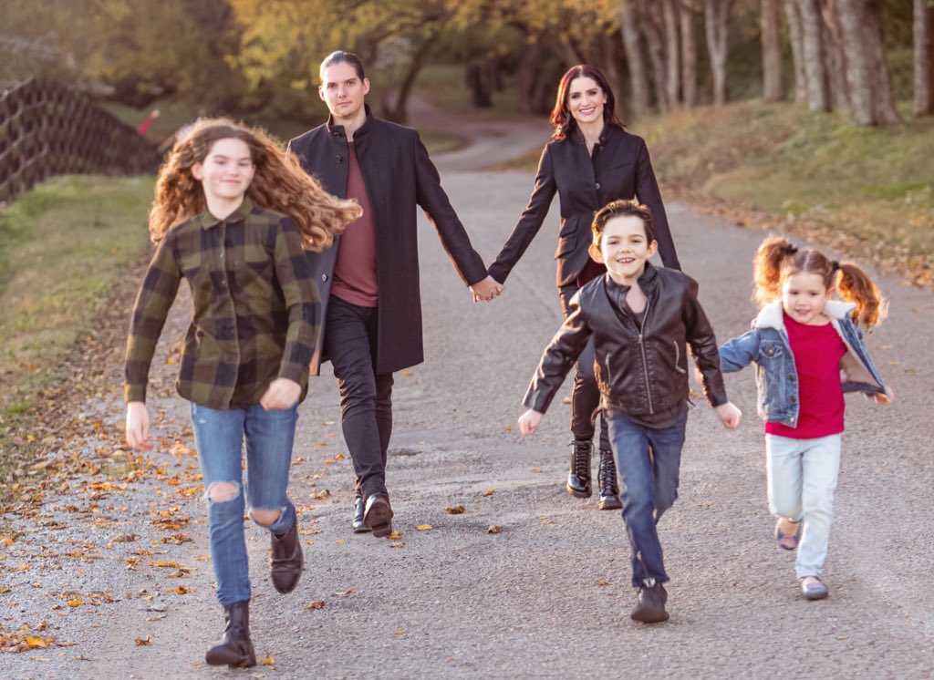 robbystarbuck's tweet image. I’m Robby Starbuck and I’m gonna run for Congress to replace 16 term Democrat Jim Cooper. After redistricting to reflect the will of Tennessee voters, we can flip this seat. Please RT so your friends in Tennessee can follow or go to FreedomForever.US to sign up to help us!