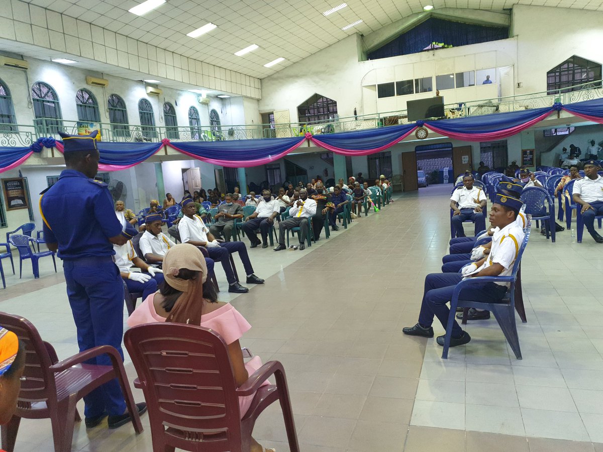 EbenezarWikina's tweet photo. #RoyalTransition was lit as usual ๐ฅ https://t.co/K543obmFX9