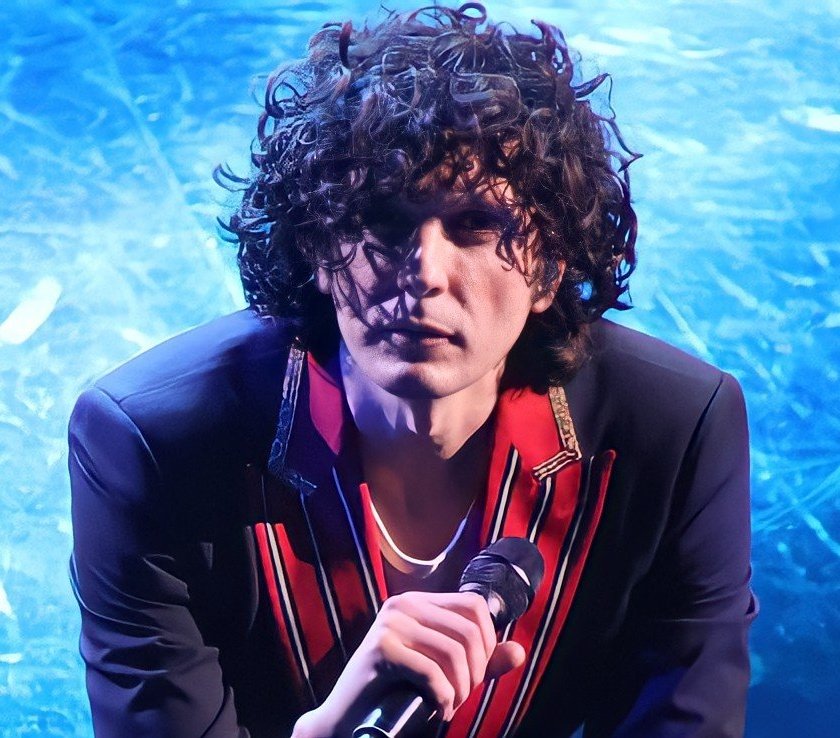 Mondo_di_Sabry's tweet photo. #SanremoSvegli
#ProntiVia
#ErmalMeta
#UnMilioneDiCoseDaDirti
Gli occhi più belli dell'universo 😍💖 https://t.co/zgxjUwjVLg