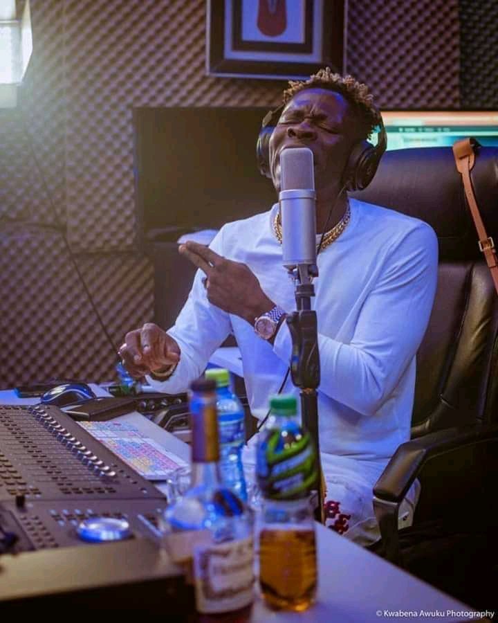 vereion's tweet image. #1Don #1Man #1stand..Paah paah
@THEYAMS 
@until1mil 
@yaw75111552 
@swerggie_ 
@CallMeDemigodz 
@Gedio10 
@captan