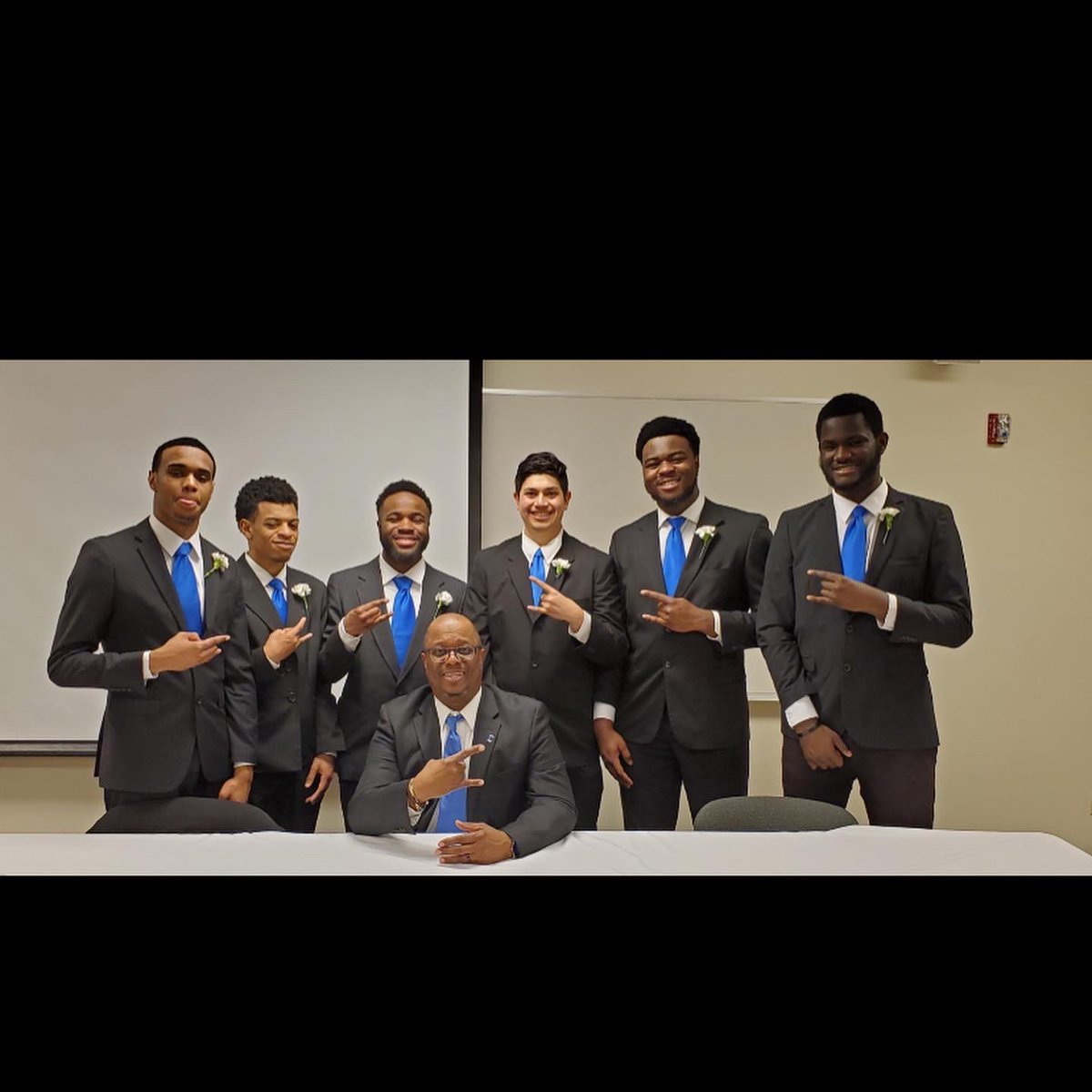 MhSigmas's tweet photo. One year down and a lifetime to go. S.S Underground Kingฮฃ๐๐๐ค๐พ#longlivemh #phibetasigma https://t.co/UAFFutpwgi