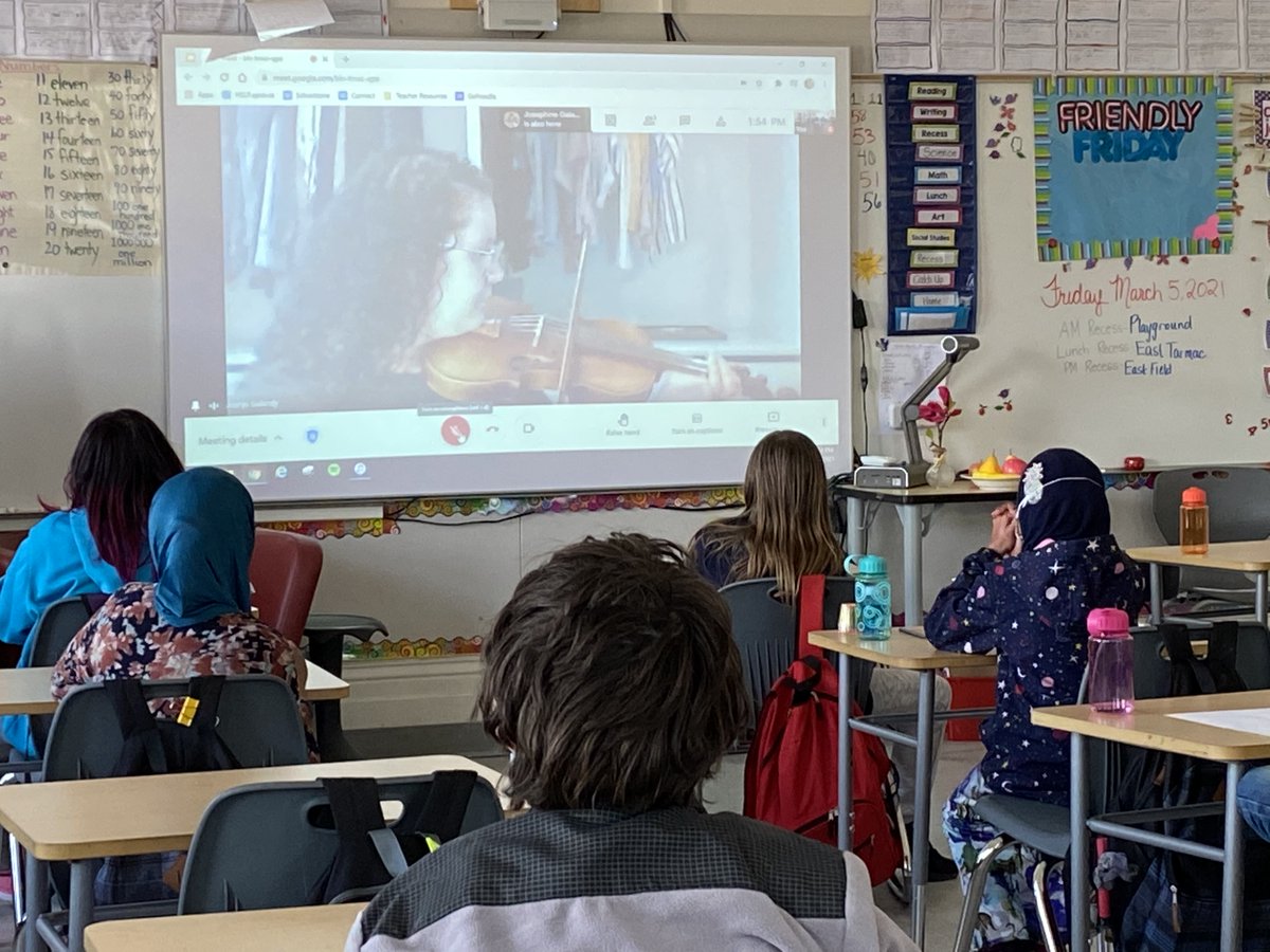 Norwood_EPSB's tweet photo. The #FunFriendly4s had the opportunity to learn about Métis fiddle today! @BentArrowYEG #VirtualLearningInTheClass #EPSB https://t.co/uLvqF5oGgk
