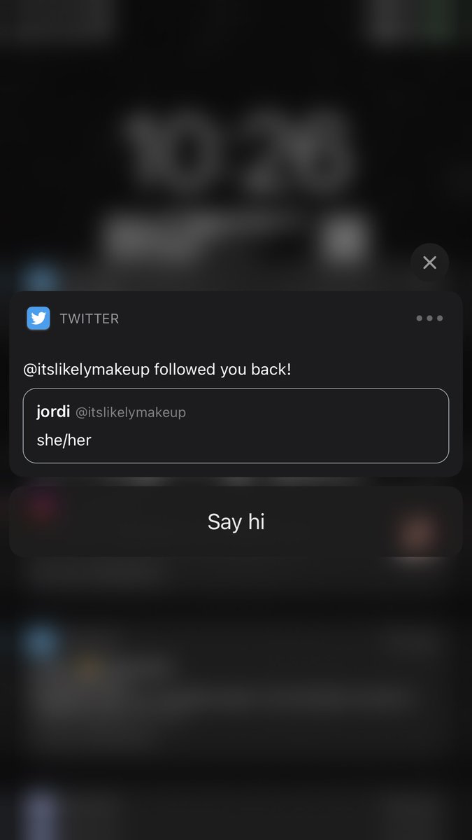 cjwizzIe's tweet image. @itslikelymakeup wait did you just 👀 i thjnk that just inspired me to open up my palettes once again