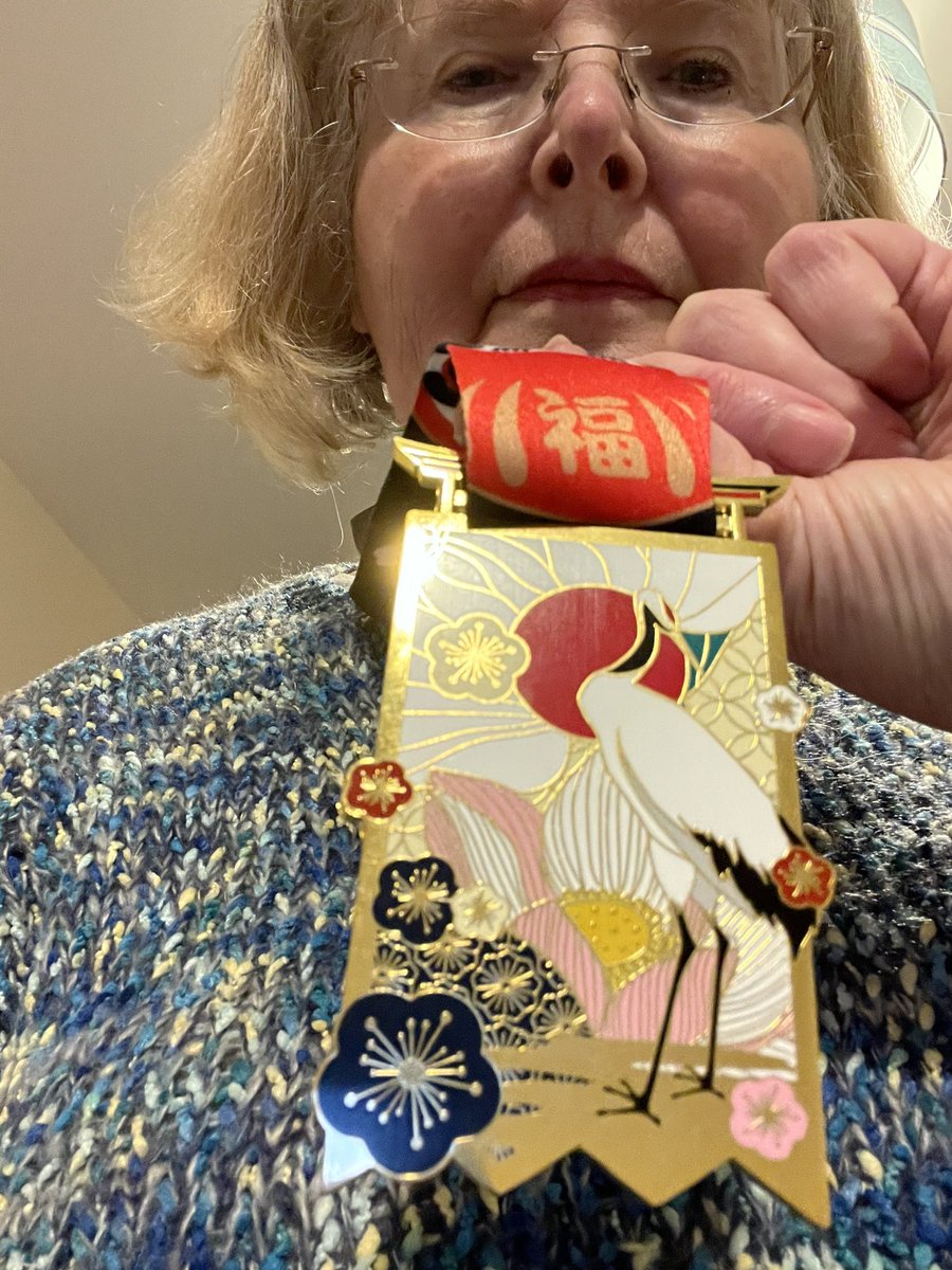 BuddytheBorderC's tweet photo. Mum and I climbed Mount Fuji last month parently. It must be very flat in Japan is all I can say. #myvirtualmission #virtuallyanythingispossible #mountfujivirtualmission @BCTGB https://t.co/1Ge2pUym8f