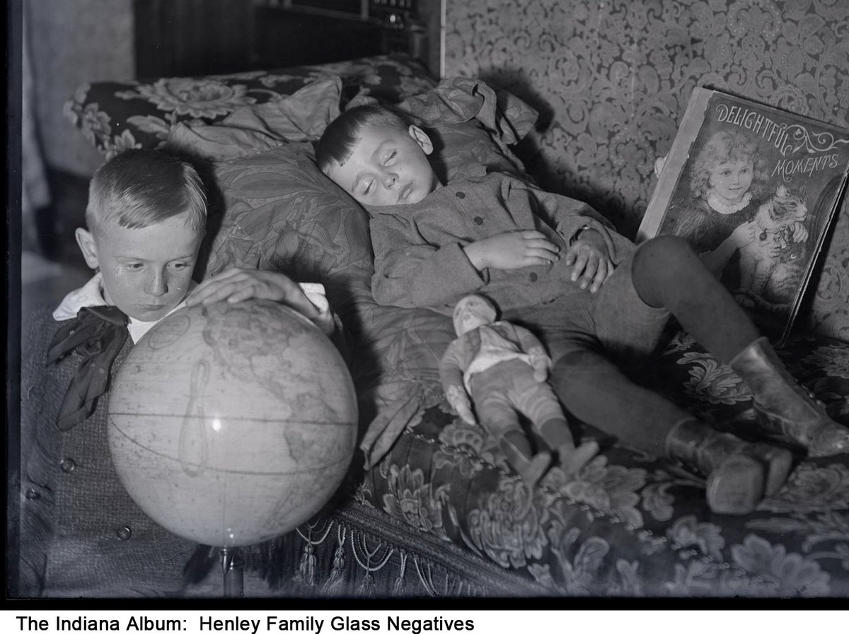 IndianaAlbum's tweet image. Harry Henley (1884-1972) studies a globe while Earl Henley (1888-1909) naps. Glass negative by Micajah Henley, ca. 1892, Richmond, Indiana. indianaalbum.com
#ArchivesYouAreHere 
#ArchivesHashtagParty 
#NoNotaPostmortem