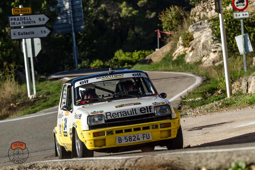 RallyCDLegend's tweet photo. Buenas tardes 👋
🚗 Renault 5 Copa Turbo On 🔥🔥
Al cruce de la Torre de Fontaubella!!
Solo en ⬇️
🏁Rally Costa Daurada Legend
📍Reus | 29-30 Oct 2021
⏱ Tramos míticos del wrc
#RallyCostaDauradaLegend
#ReusPromocio
#reus_cat
#cclafira
#costadauradatur https://t.co/oMk8m0HYd0