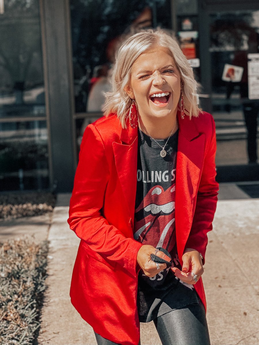 Madison Paige Country tweet media