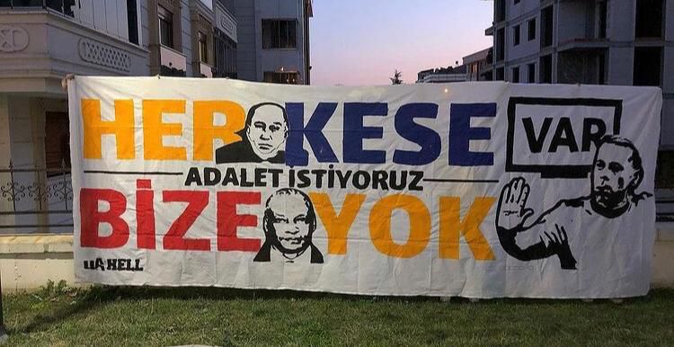 laceywjames's tweet photo. HERKESE VAR BİZE YOK!
ADALET İSTİYORUZ 
#FBJKninTATLIsıDEFOL https://t.co/vqImvI3hWw